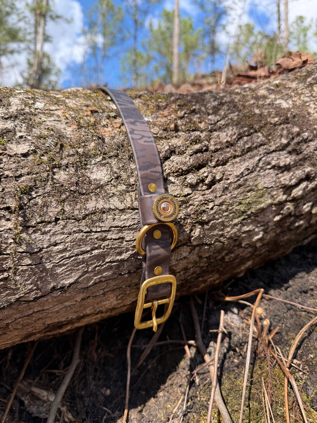 The Bottomland Field Collar by Barrows